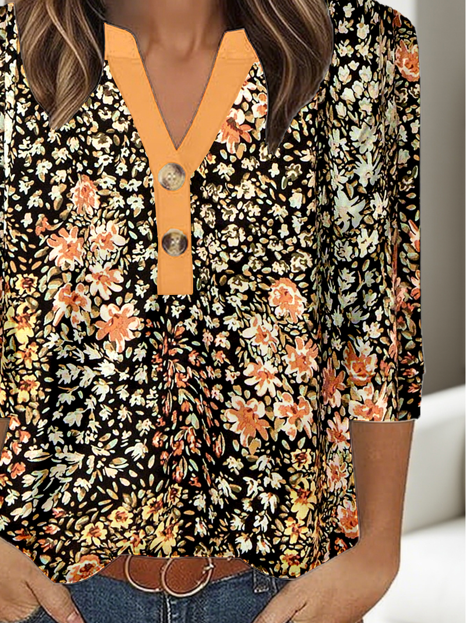 Simple Floral Loose V Neck T-Shirt