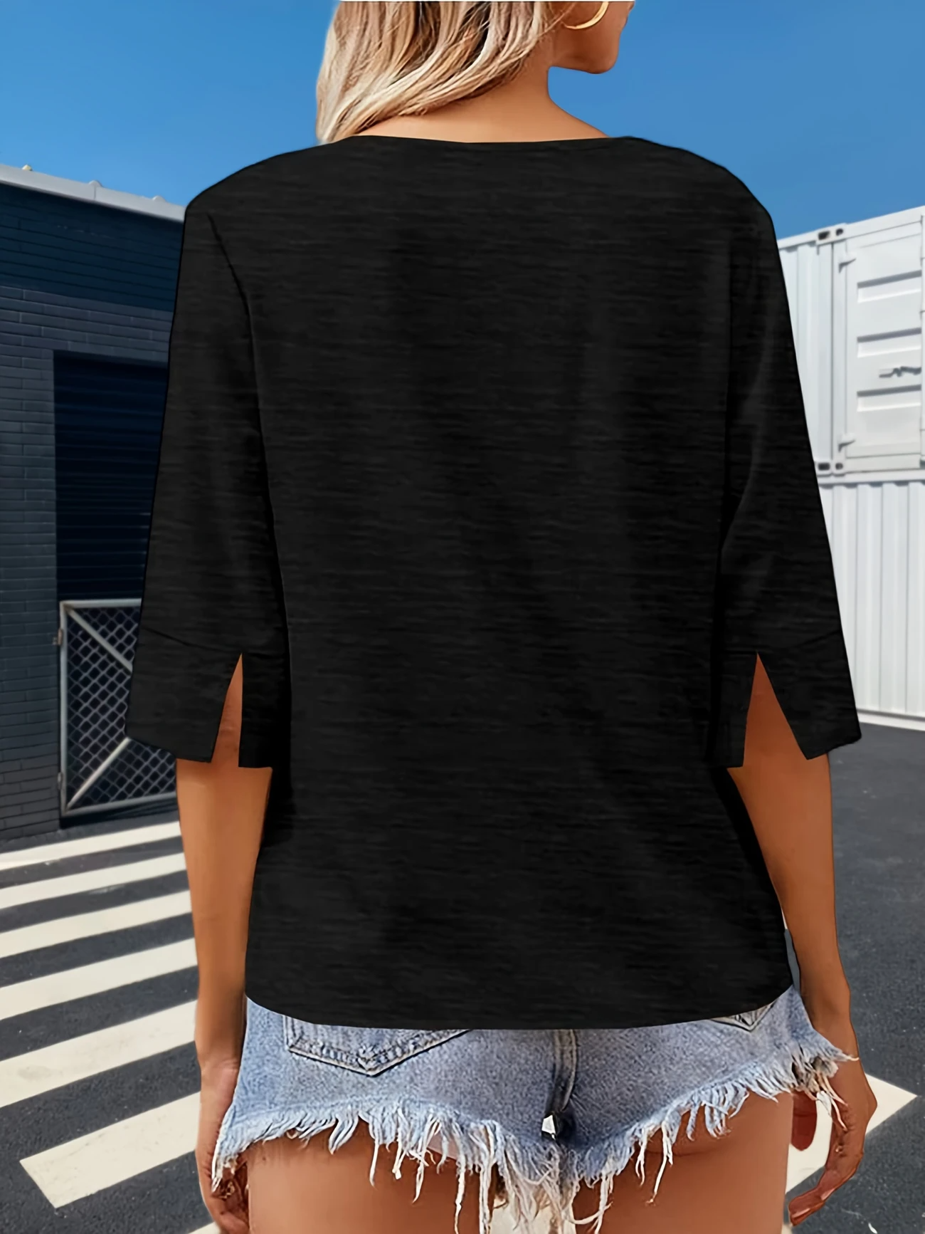 Women's Elegant Vacation Hemmed V-Neck Three-quarter Sleeve T-Shirt