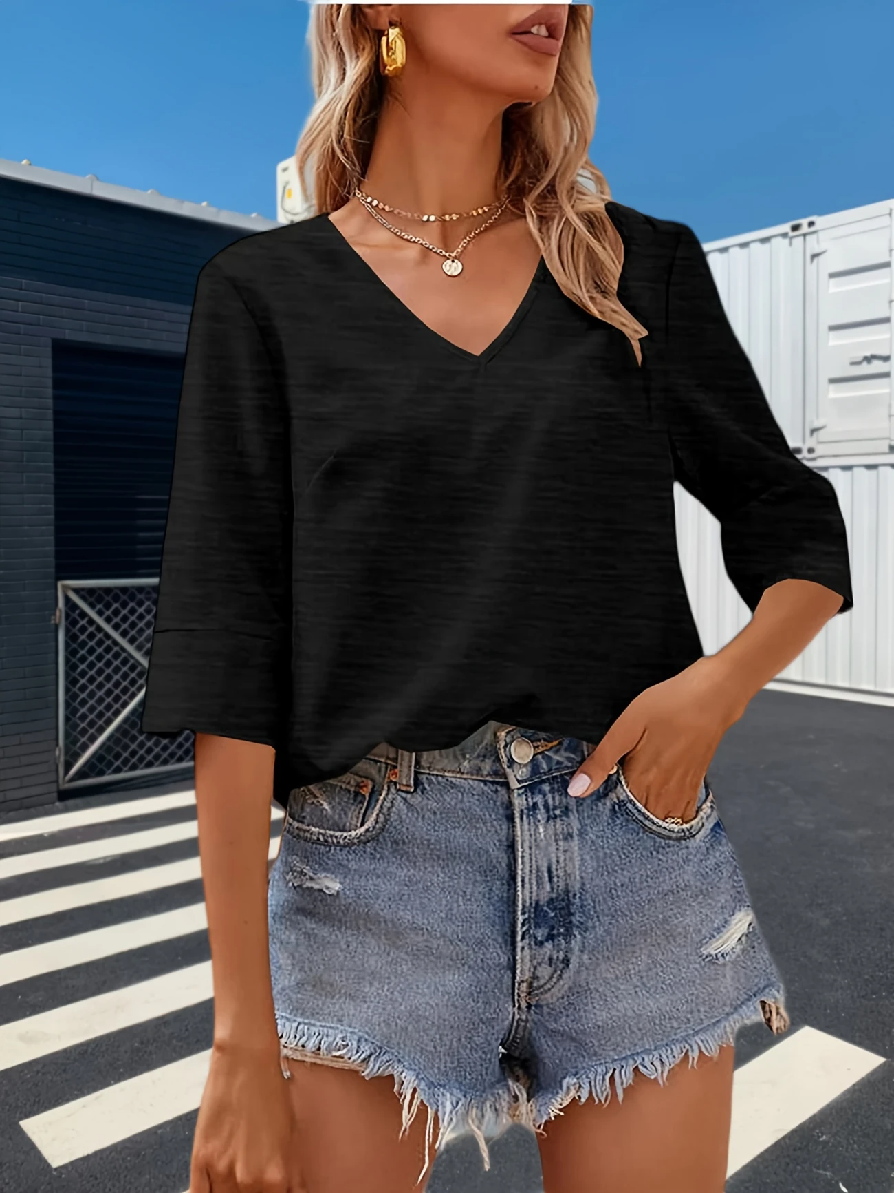 Women's Elegant Vacation Hemmed V-Neck Three-quarter Sleeve T-Shirt