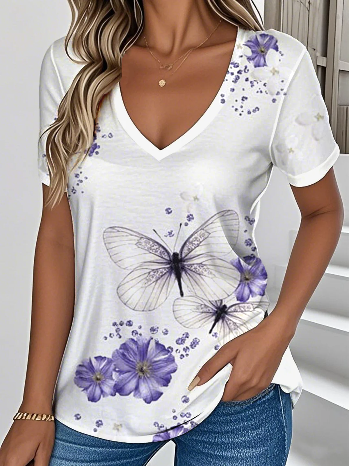 Floral Simple V Neck T-Shirt