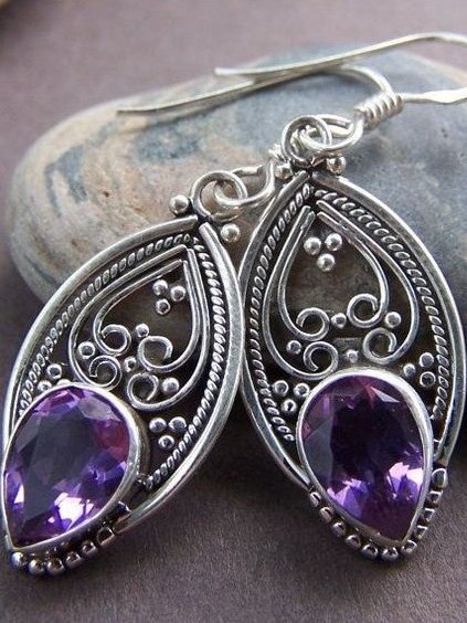 Personalized Retro Style Men And Women Inlaid Purple Zircon Earrings Fashionable Hollow Purple Crystal Earrings