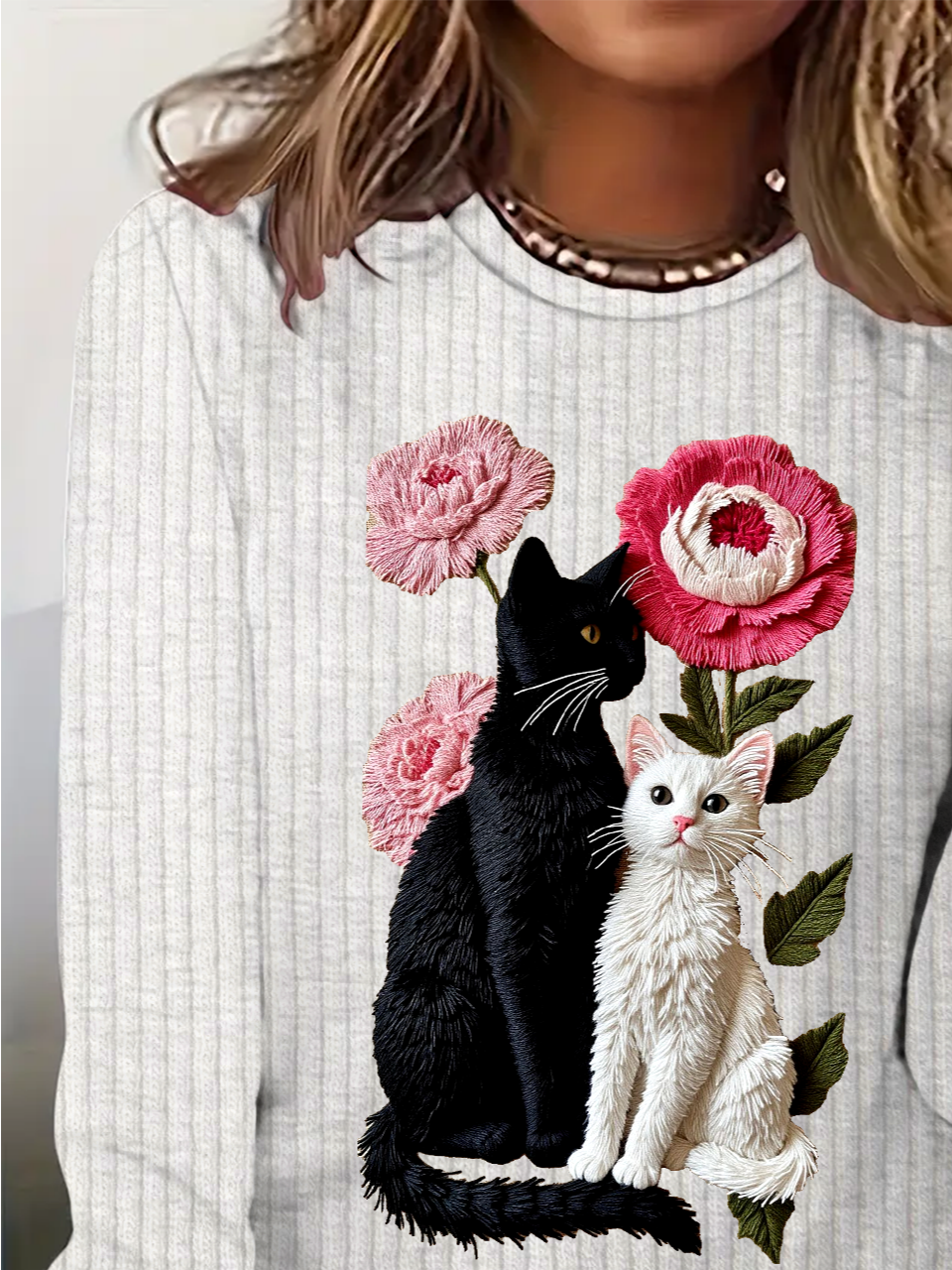 Regular Women's Casual Commuter Round Neck Long Sleeve T-Shirt