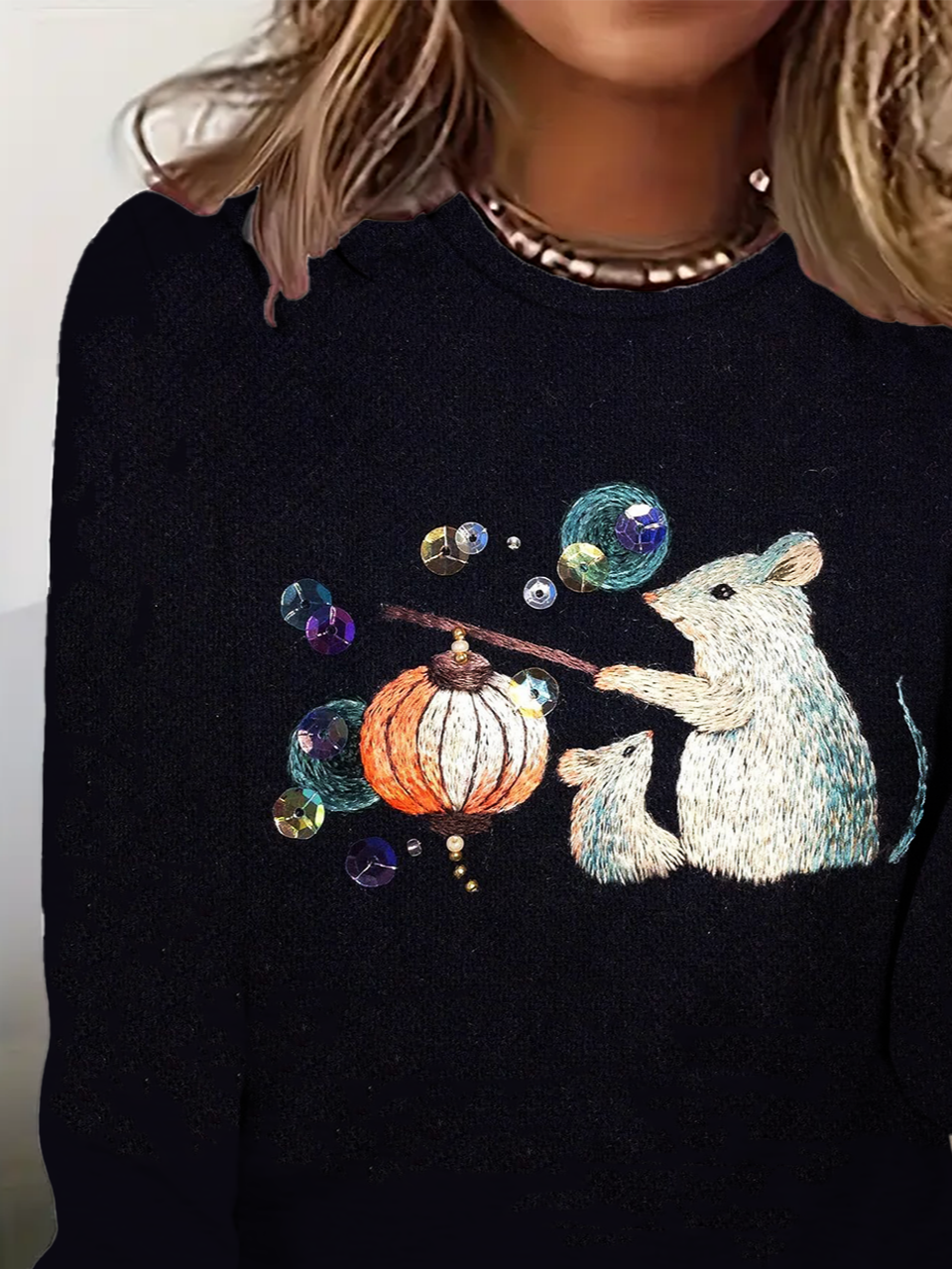 Regular Women's Casual Commuter Round Neck Long Sleeve T-Shirt
