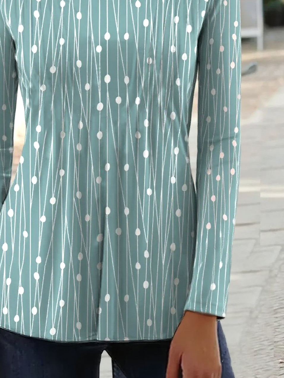 Regular Fit Long-Sleeved T-Shirt With Abstract Stripes