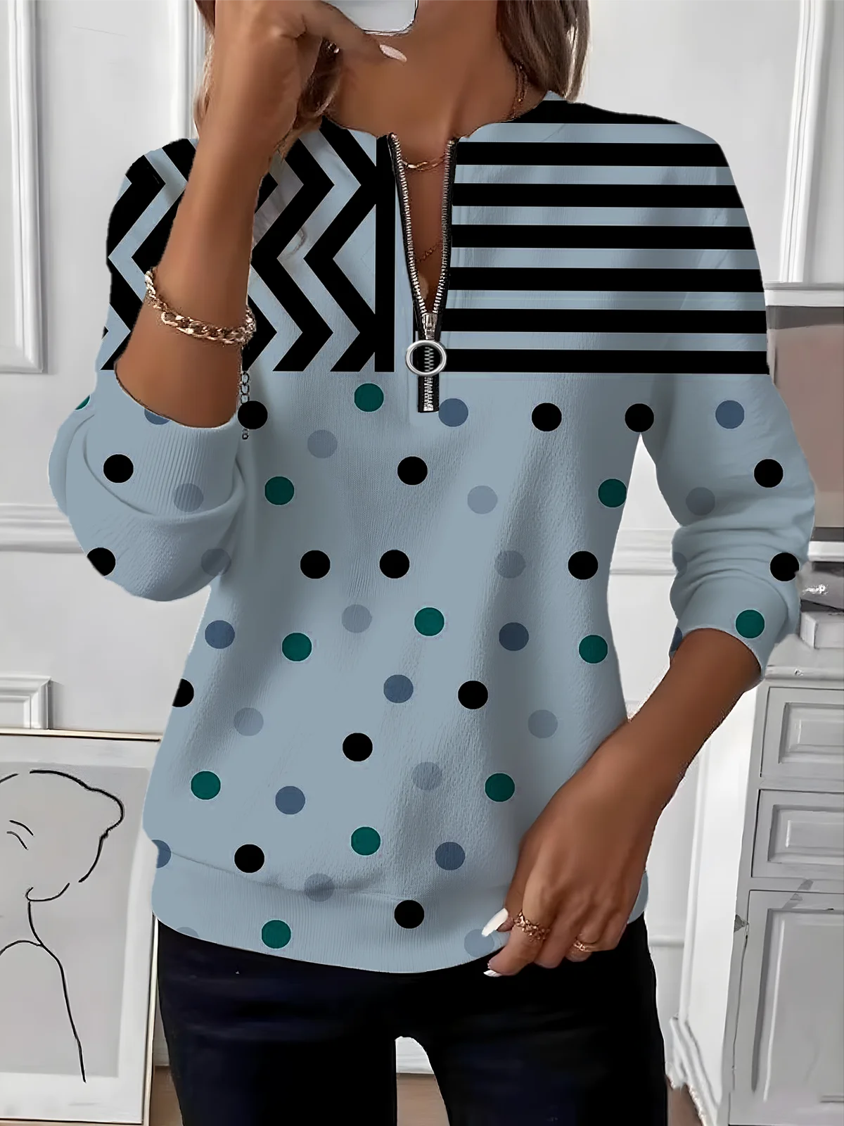 Women's Retro Art Graphic Design Everyday Long Sleeve Center Front Zip Sweatshirt