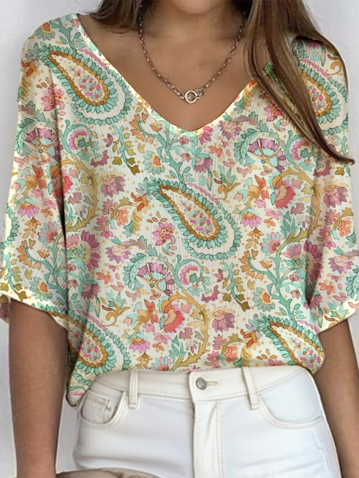 Women's Paisley Pattern V-Neck Three-Quarter Sleeve T-Shirt Loose and Comfortable Ribbed Top