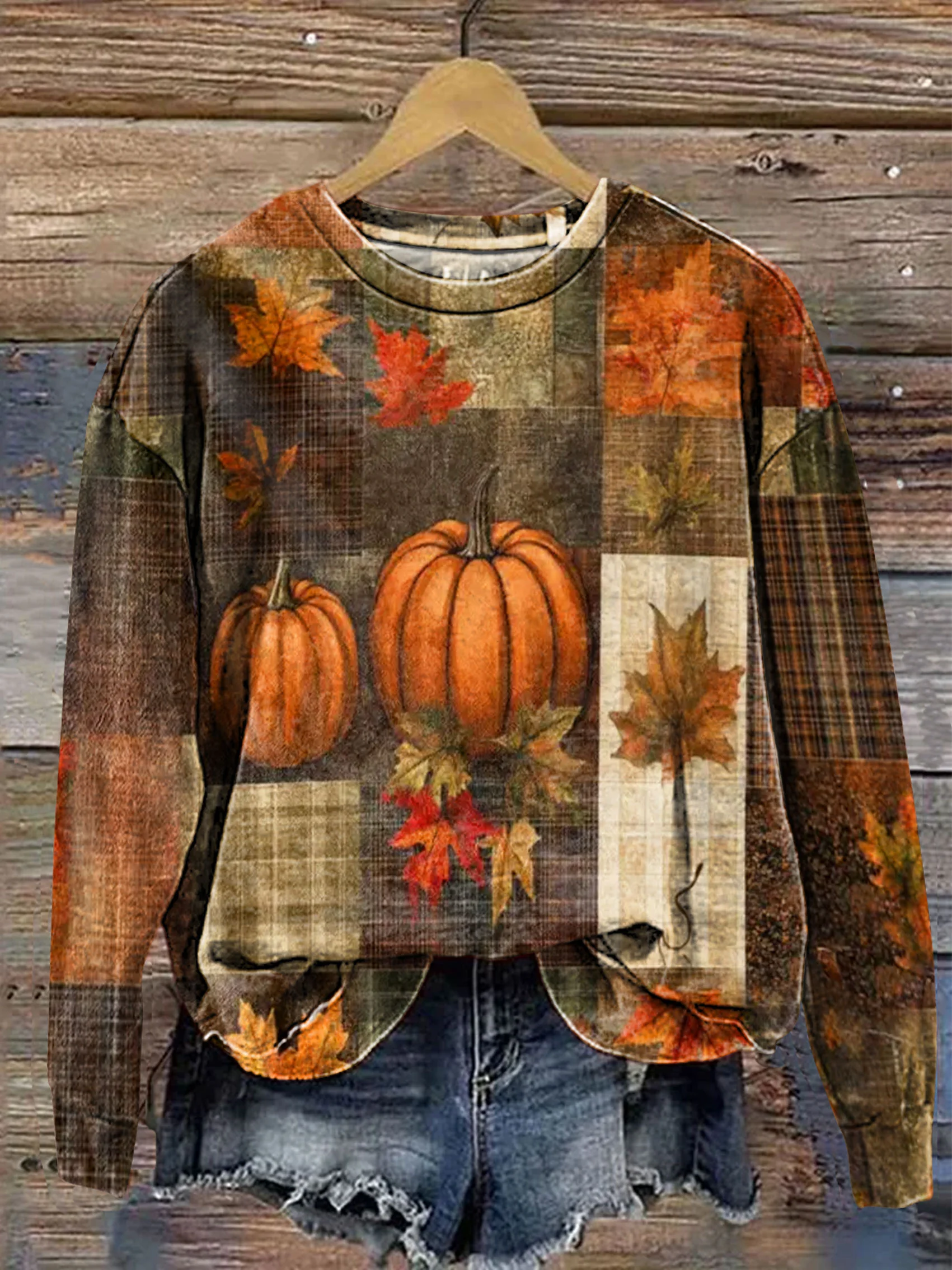Women's Halloween Maple Leaf Autumn Print Round Neck Long Sleeve Sweatshirt