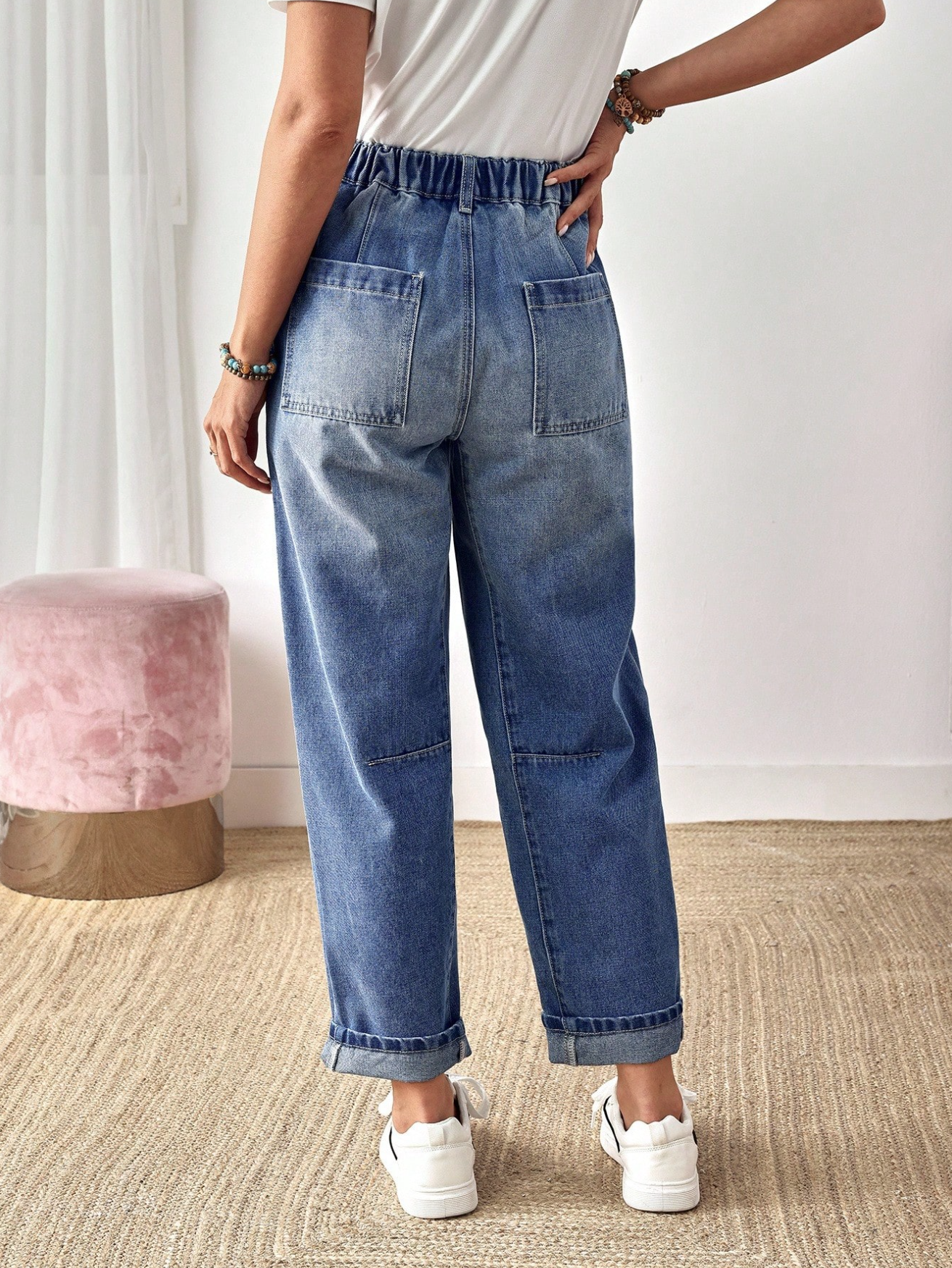 Women's Stretch Jeans With Rolled-Up Hem And Patch Pockets