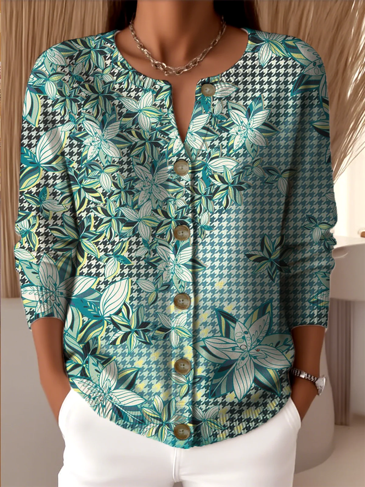 Knitted Gradient Pattern Ethnic Crew Neck Cardigan