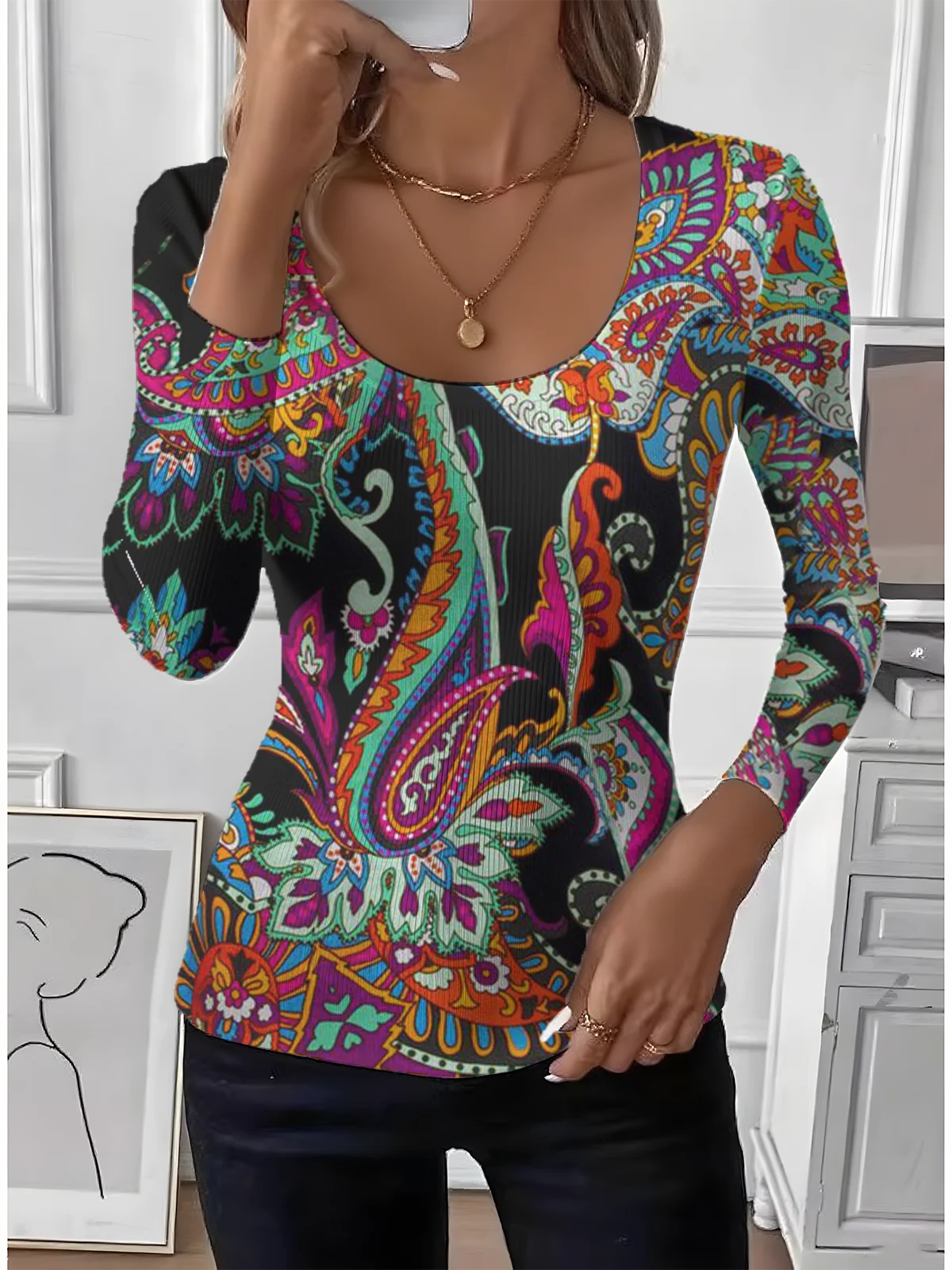 Tight Simple Floral U-Neck T-Shirt
