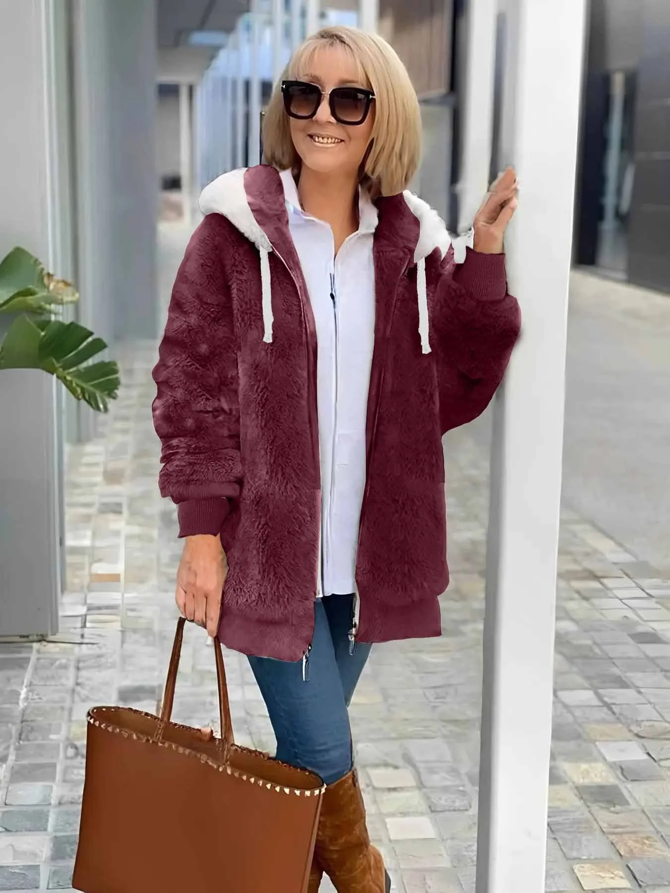 Women's autumn and winter warm plush patchwork zipper pocket hooded loose thick coat