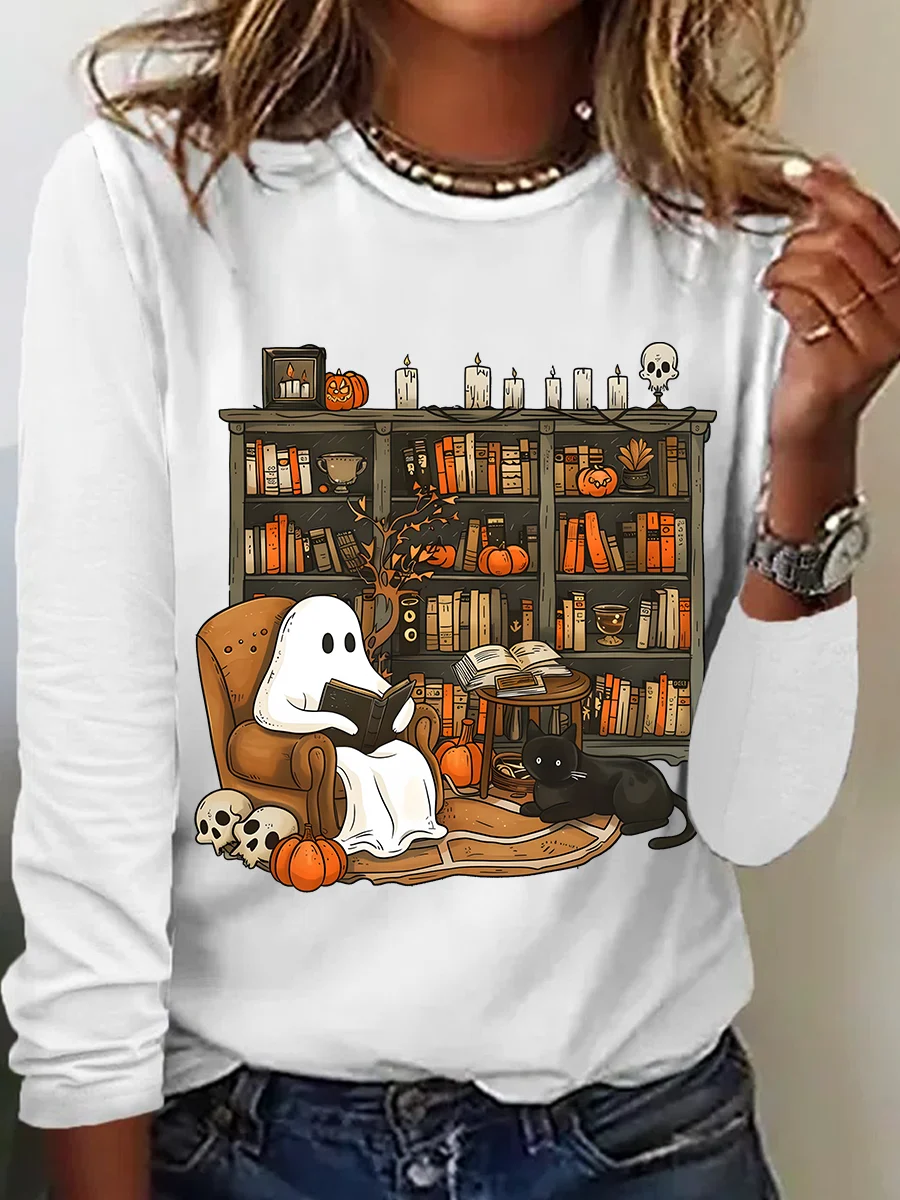 Women's Vintage Ghost Reading Halloween Librarian, Teacher Long Sleeve T-Shirt