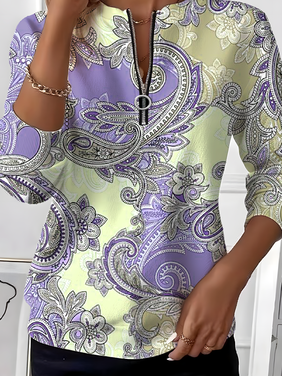 Simple Crew Neck Paisley Loose Sweatshirt