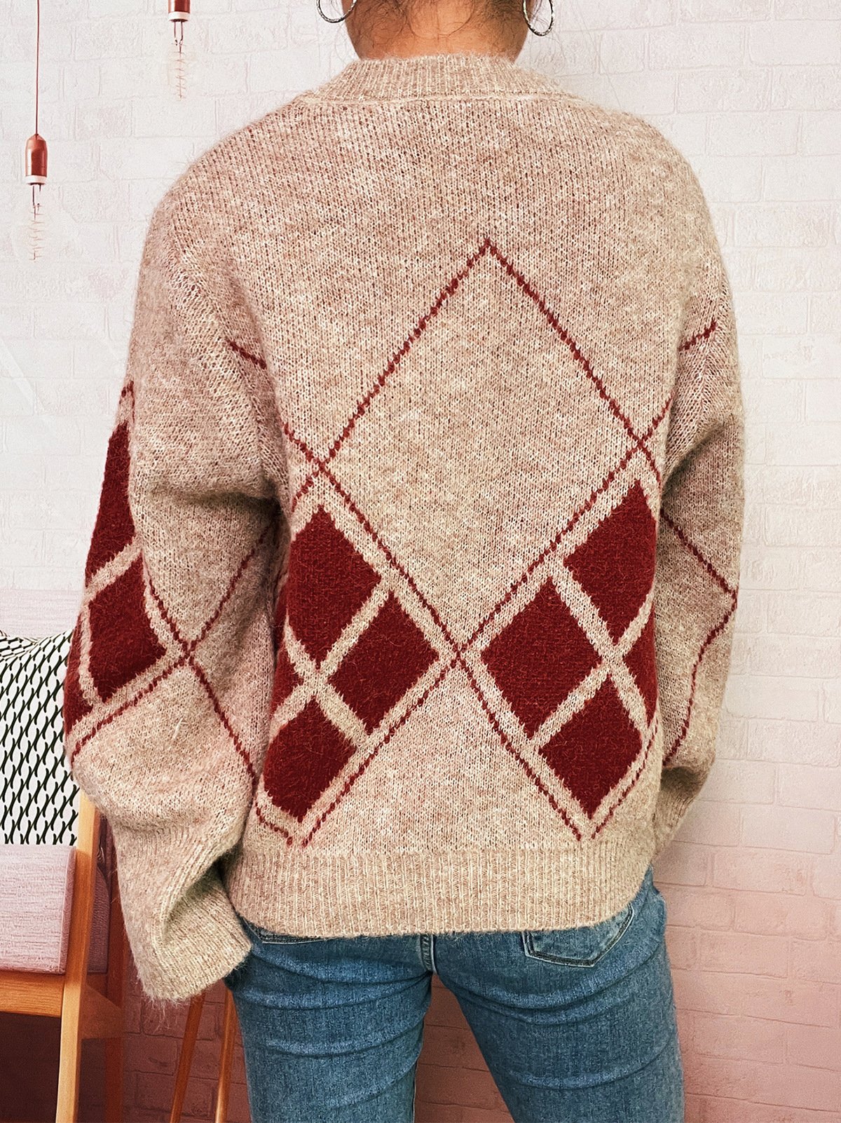 Crew Neck Geometric Knitted Casual Sweater