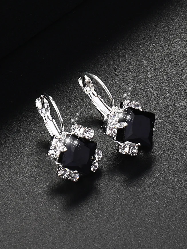 Simple Rhinestone Gem Alloy Earrings
