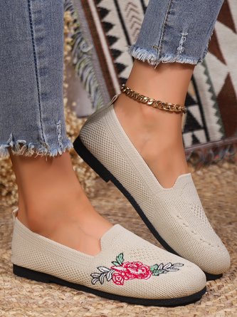 Floral Embroidery Casual Slip On Shoes
