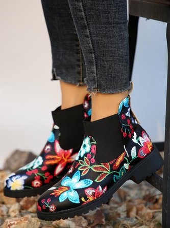 Ethnic Floral Embroidery Low Heel Chelsea Boots