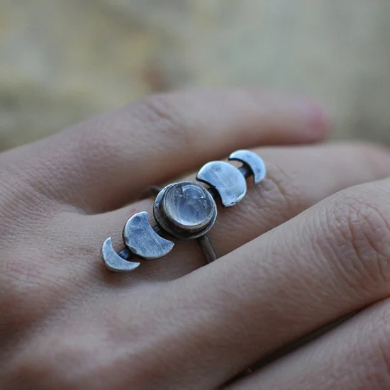 Vintage Natural Moon Round To Lack Of Moonstone Casual Ring