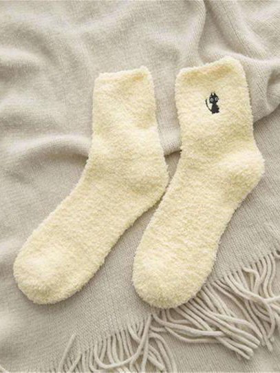 Casual Solid Color Cat Embroidered Pattern Cotton Coral Fleece Socks Home Daily Commute Accessories