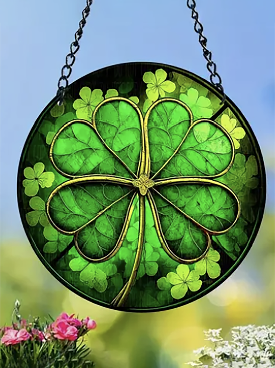 St. Patrick's Day Four Leaf Clover Pendant Necklace