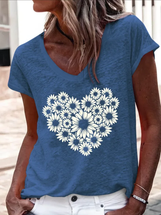 Daisy Regular Fit Casual V Neck T-Shirt