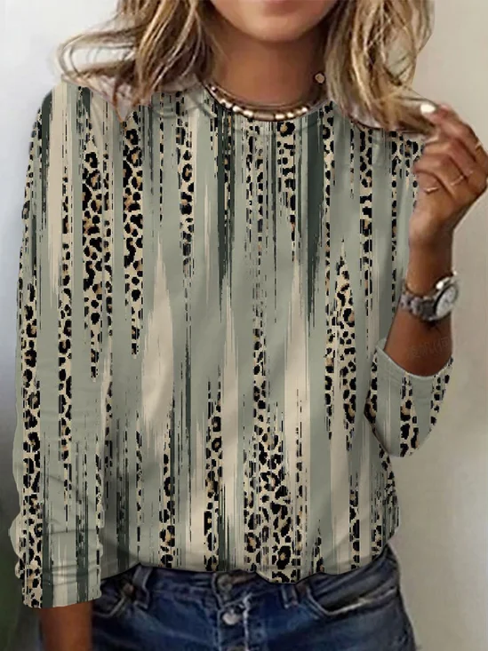 Leopard Print Long Sleeve Crew Neck T-shirt