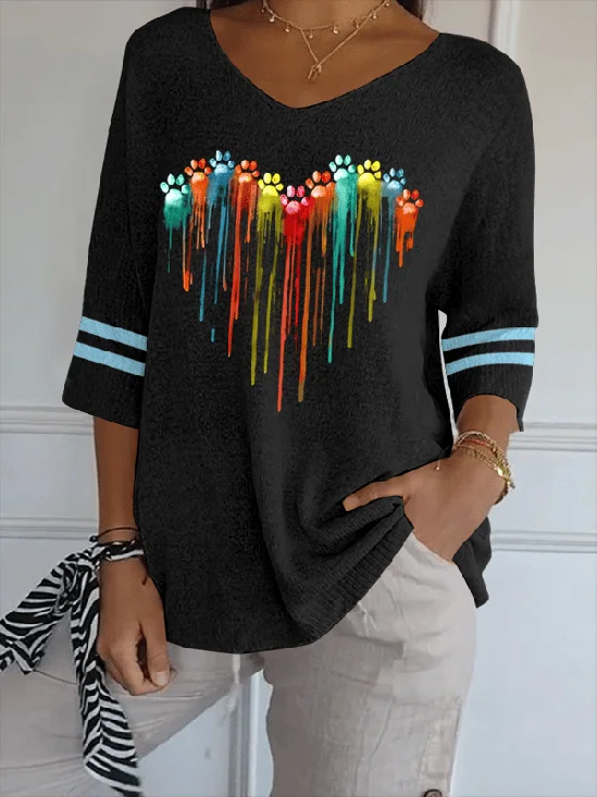 Women‘s Love Colorful Dog Paw Printed Casual V-Neck
