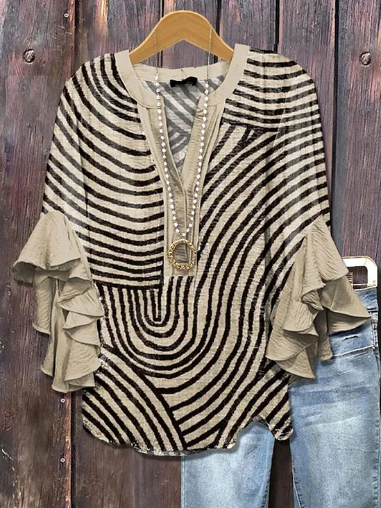 Women's Bohemian Pattern V-Neck Multi-Layered Lace Shirt