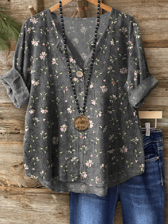Women's Vintage Floral Art Print Button-Down Shirt