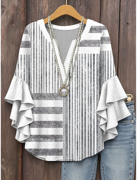 Women's Bohemian Pattern V-Neck Multi-Layered Lace Shirt