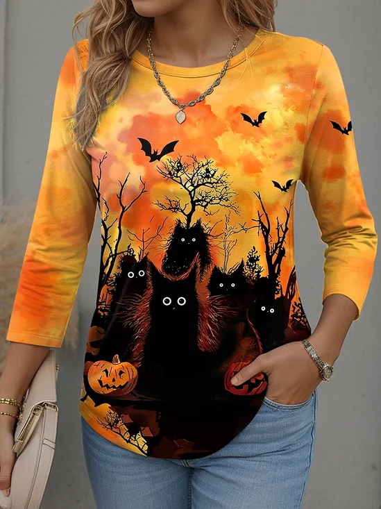 Halloween Women's Casual Long Sleeve T-Shirt Graphic Fashionable and Modern