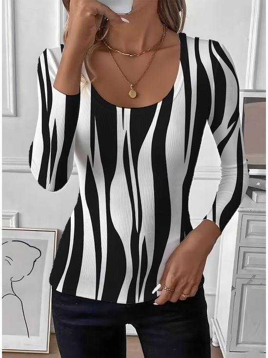 U-Neck Simple Geometric Tight T-Shirt