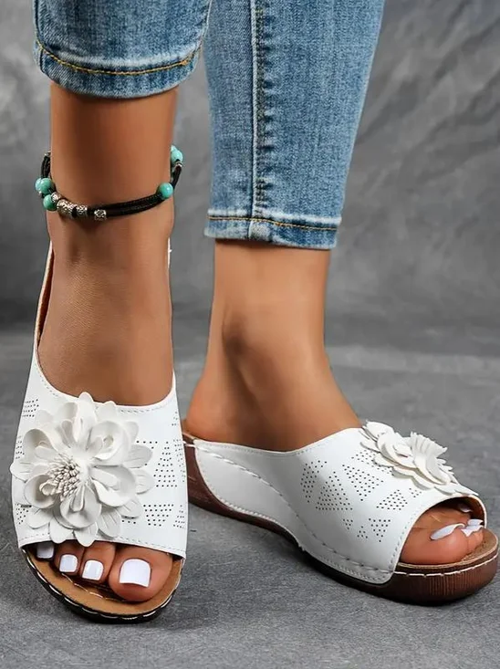 Elegant Plain Pvc Summer Slide Sandals