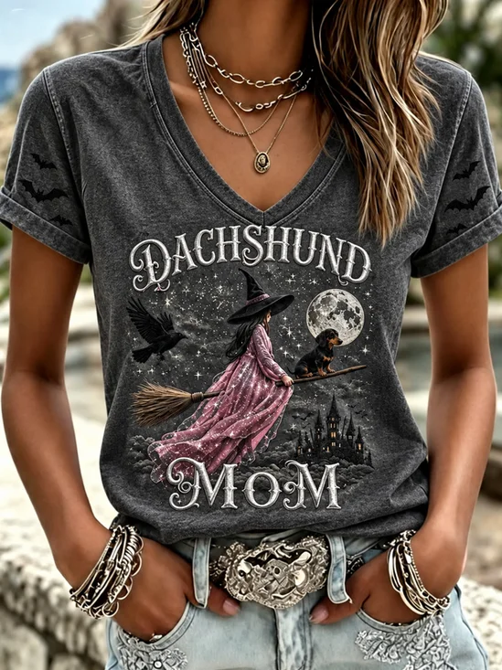 Witch & Dog Print V‑Neck T‑Shirt