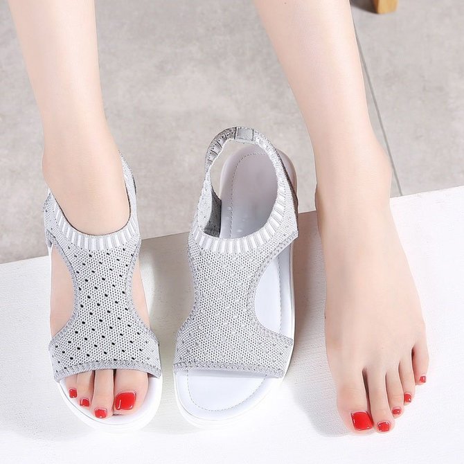 comfort peep toe sandals
