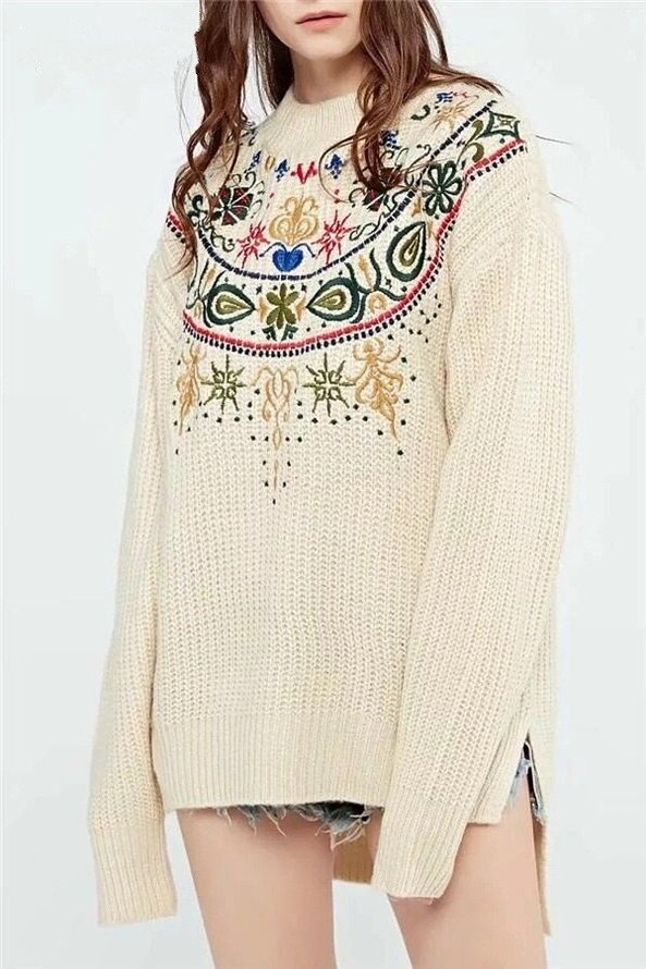 Knitted Embroidery Long Sleeve Slit Sweater
