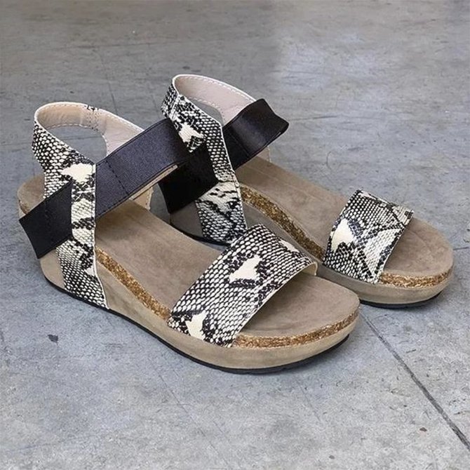 are teva sandals true to size