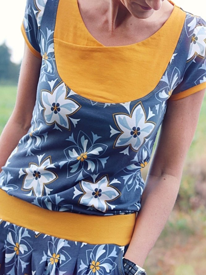 Vintage Floral Printed Color-block Short Sleeves V Neck Casual Top