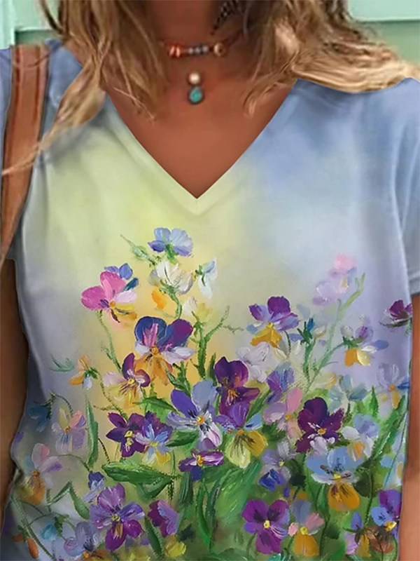 Short Sleeve Holiday Cotton-Blend Floral-Print T-shirt