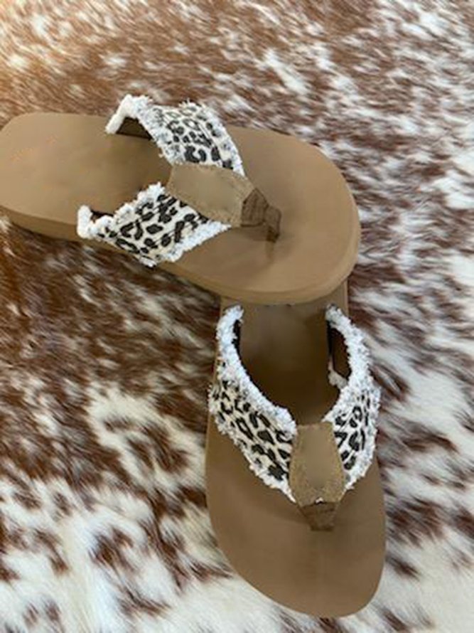 Leopard Print Flip Flop Sandals
