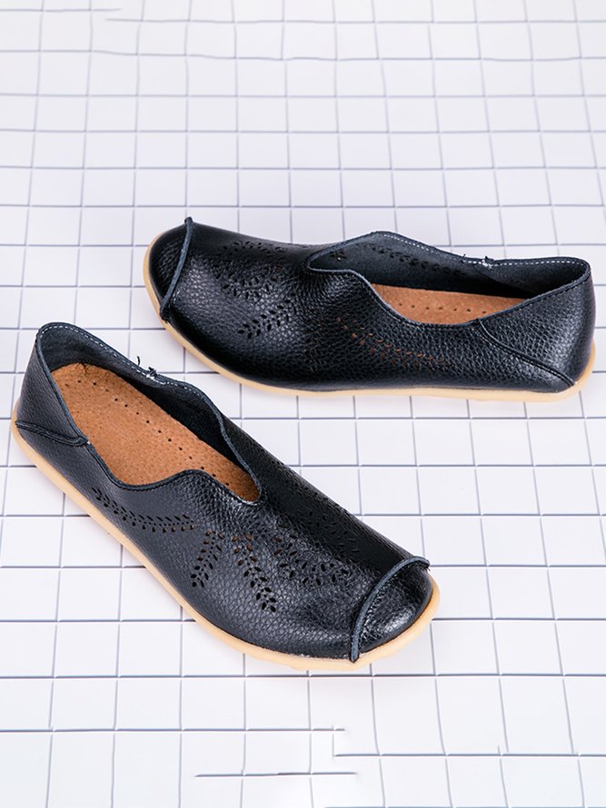 Hollow Ethnic Style Flower Leather Soft Sole Shoes