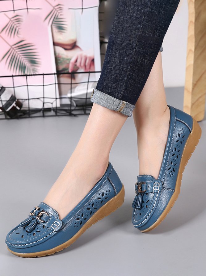 Breathable Cutout Fringed Soft Loafers