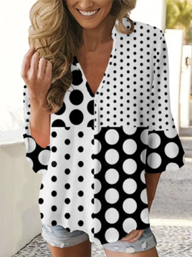 Polka Dots 3/4 Sleeve V Neck Plus Size Casual Tops