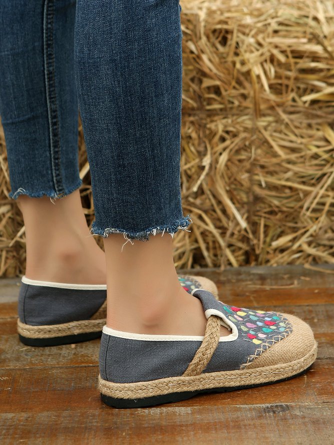 Bohemian Ethnic Style Dot Embroidery Straw Sole Portable Shoes