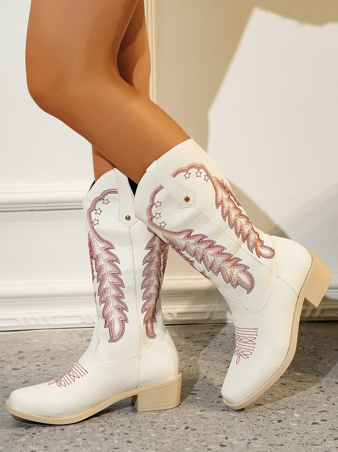 Plus Size West Style Embroidery Cowboy Boots