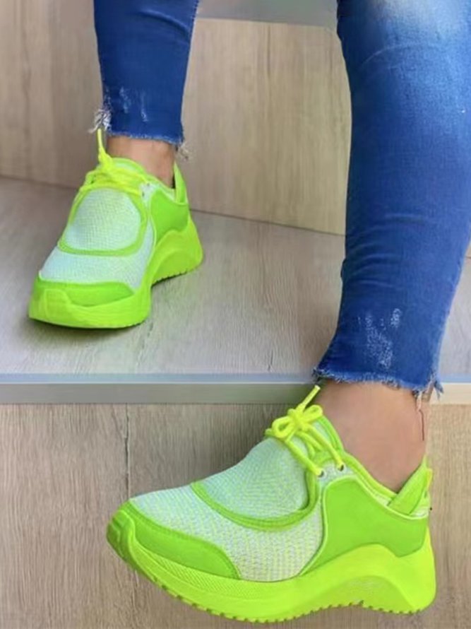 Split Joint Breathable Mesh Fabric Slip On Sneakers