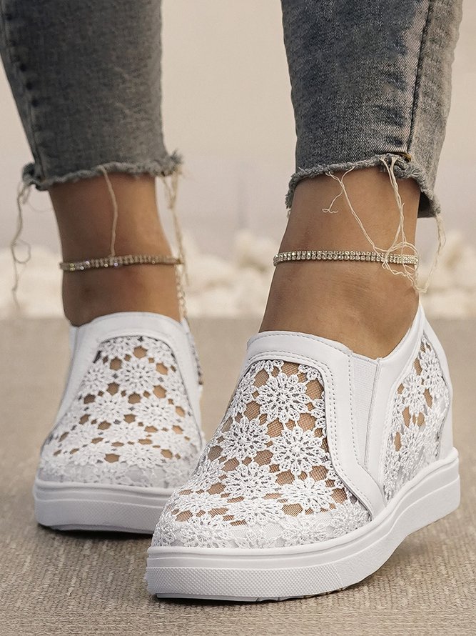 Flower Embroidery Lace Detail Hidden Heeled Shoes