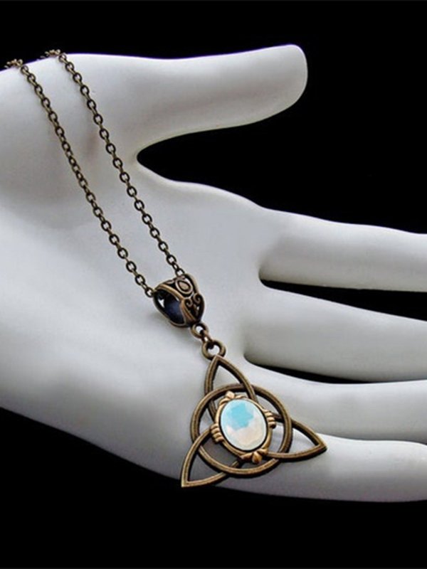 Bohemian Vacation Vintage Distressed Viking Symbol Pattern Necklace Ethnic Vintage Jewelry
