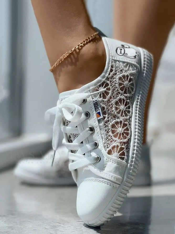 Casual Breathable Mesh Lace-Up Canvas Shoes