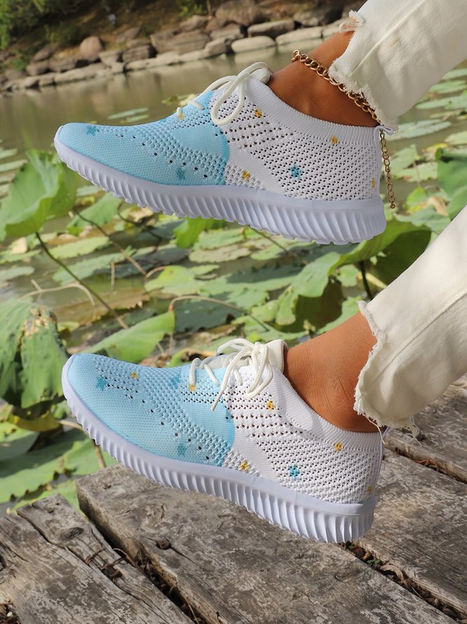 Star Color Block Lace-up Front Breathable Flyknit Running Shoes